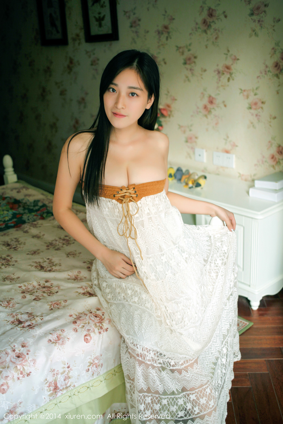 XiuRen第246期_大胸妹子乔伊joy美胸性感内衣系列写真61P