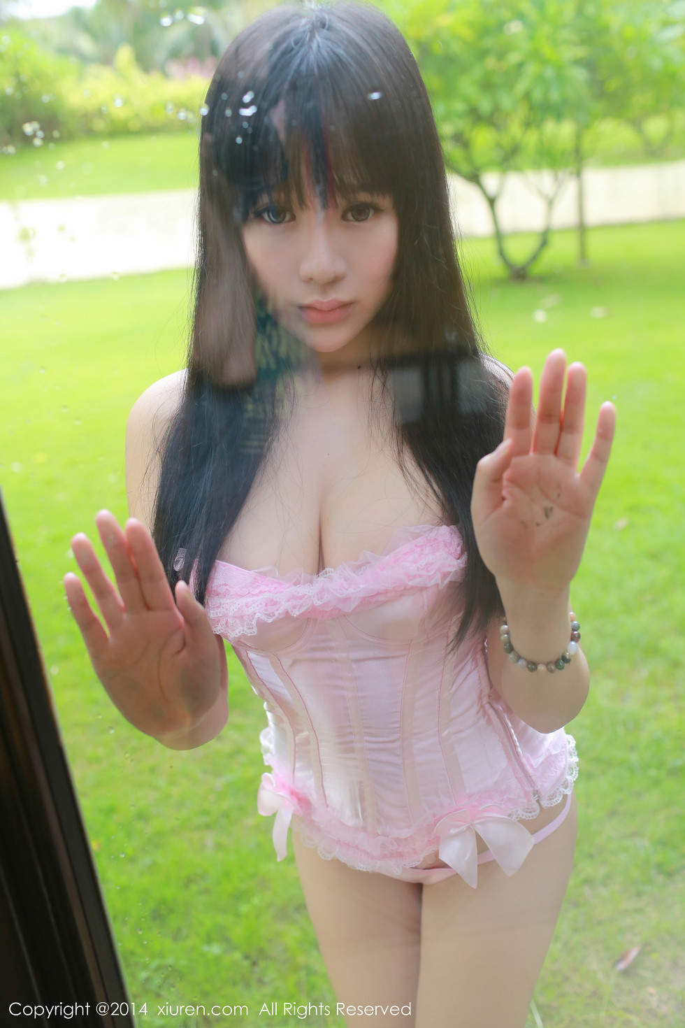 XiuRen第215期_巨乳萝莉模特八宝icey性感内衣系列写真77P