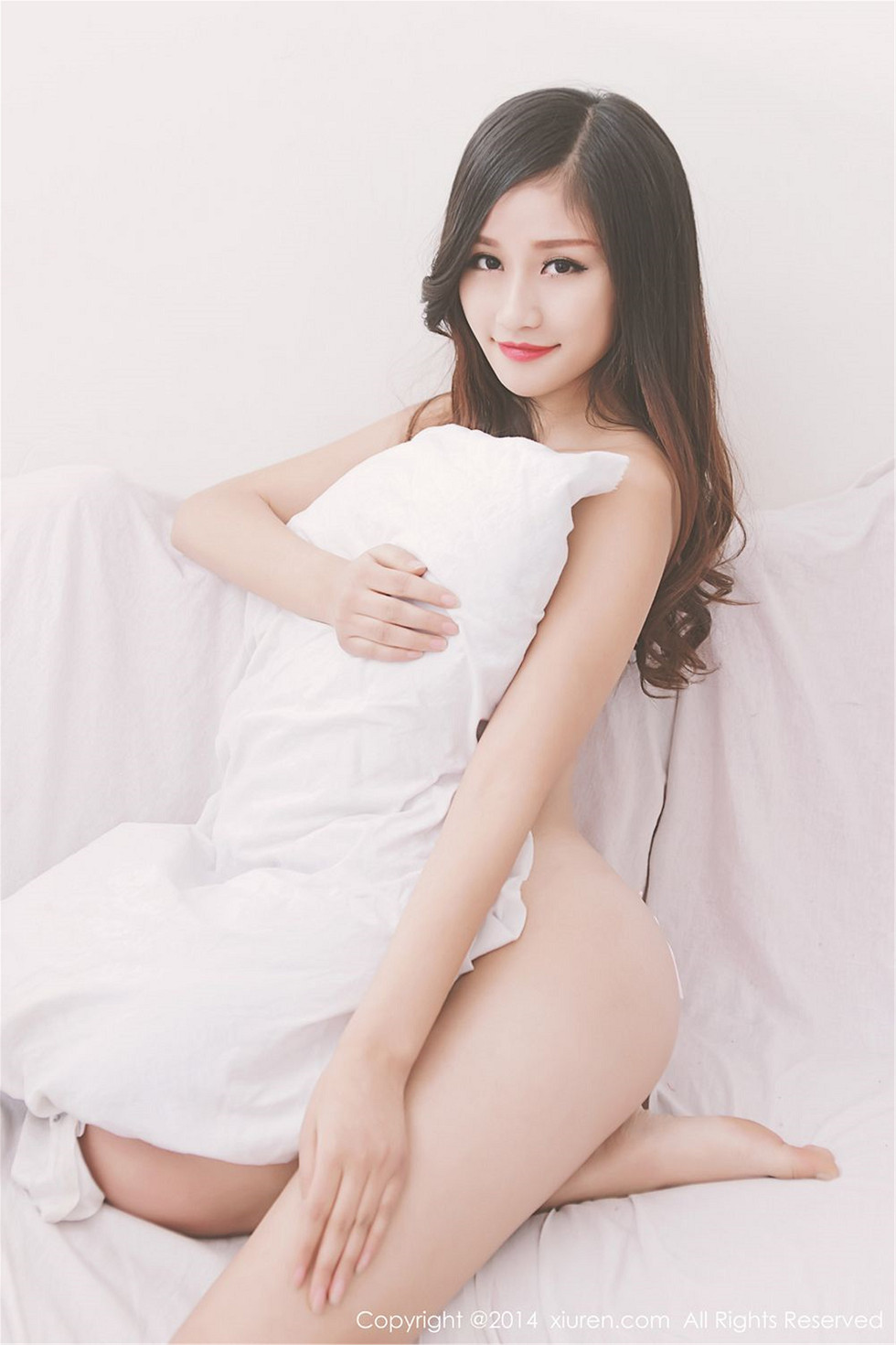 XiuRen第264期_秀发美女史雨姐姐火辣美体真空诱惑写真50P