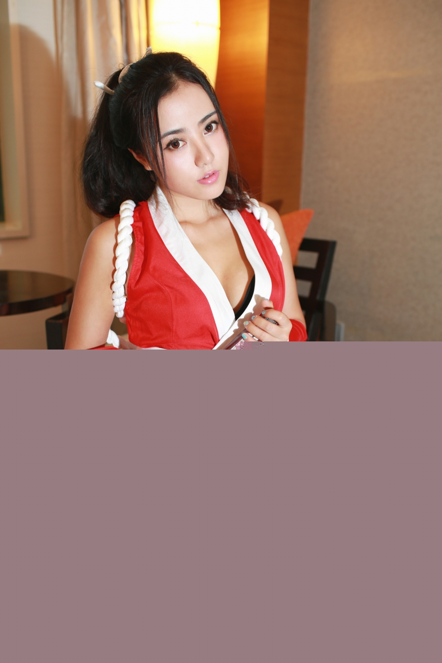 XiuRen第359期_嫩模Manuela玛鲁娜红色情趣服饰不知火舞撩人写真40P