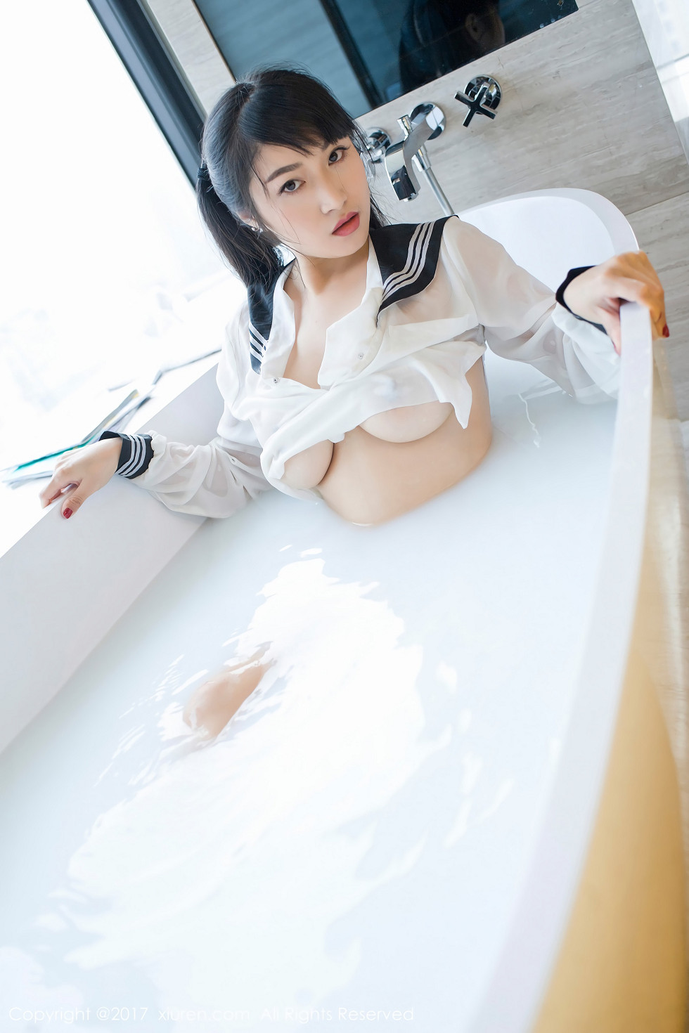 XiuRen第853期_嫩模盼盼龙女sunny学生装牛奶浴+全裸乳贴秀美乳诱惑写真57P