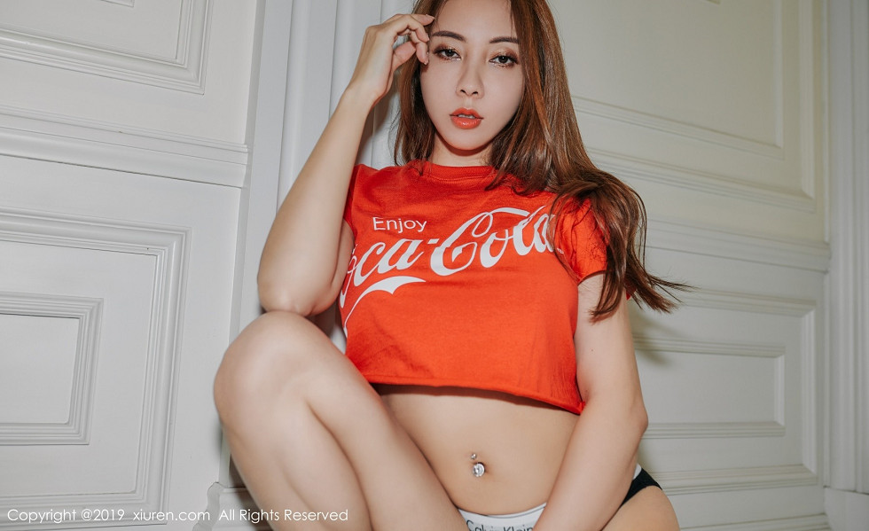 XiuRen第1460期_女神果儿Victoria私房黑色透视薄纱露豪乳遮点惹火诱惑写真58P