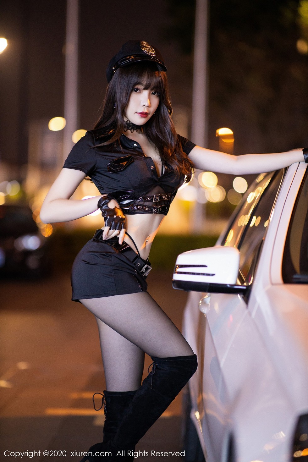 XiuRen第2226期_女神芝芝Booty私房女警制服主题情趣内衣配黑丝袜魅惑写真80P