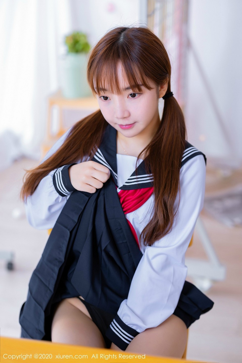 XiuRen第2196期_嫩模团团子_una经典JK制服配黑色丁字裤秀翘臀撩人诱惑写真59P