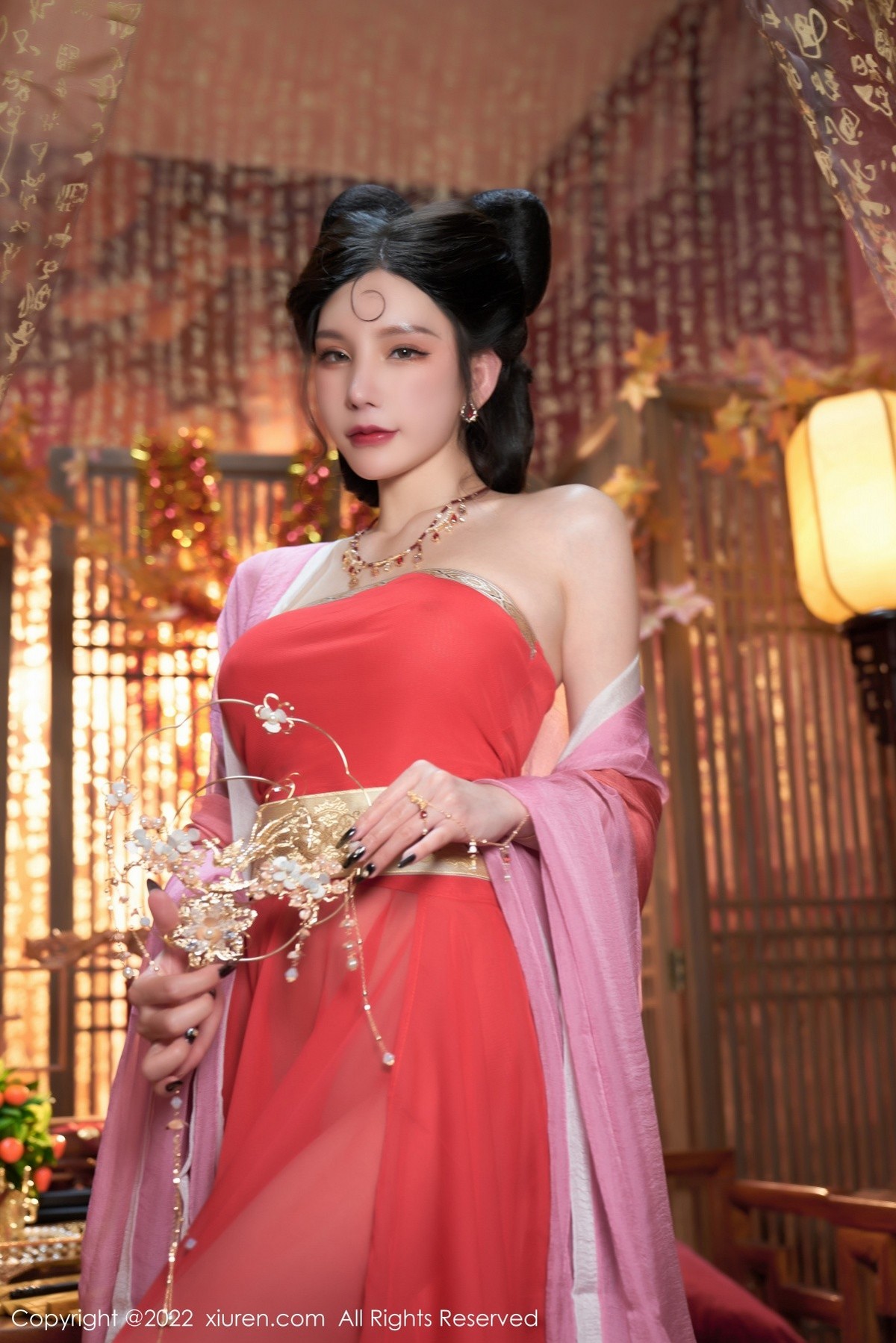 XiuRen第4575期_女神周于希Sally三亚旅拍妲己角色扮演古装服饰性感迷人写真74P