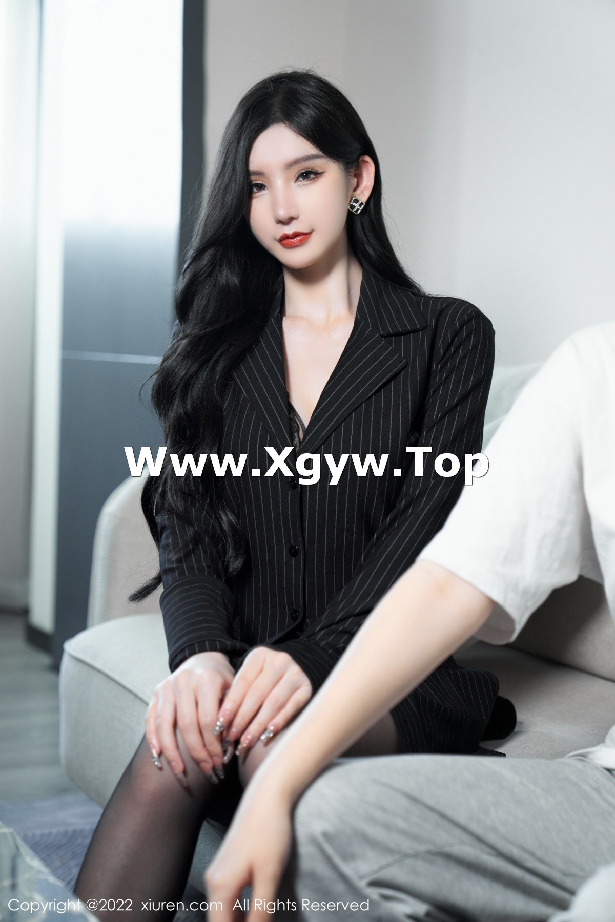 XiuRen第5133期_女神周于希Sally心愿旅拍私房黑色情趣薄纱秀豪乳撩人诱惑写真83P